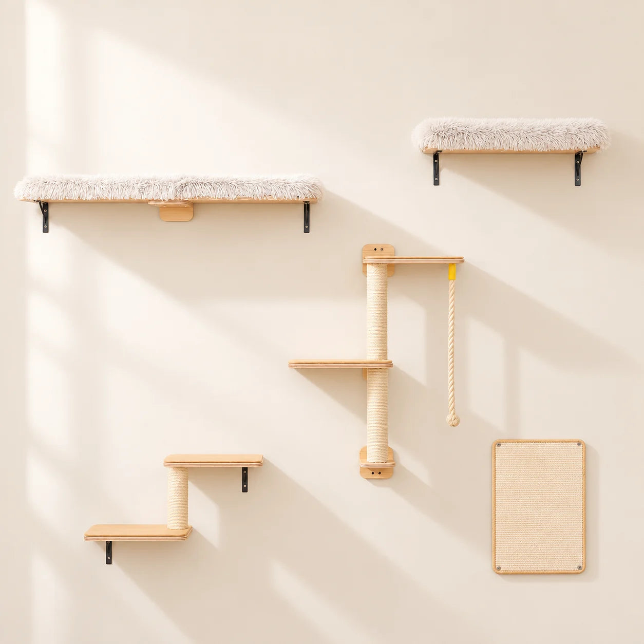 Fünfteiliger Katzen-Wandparcours Spor in Beige aus Holz und Sisal – Gesamtansicht