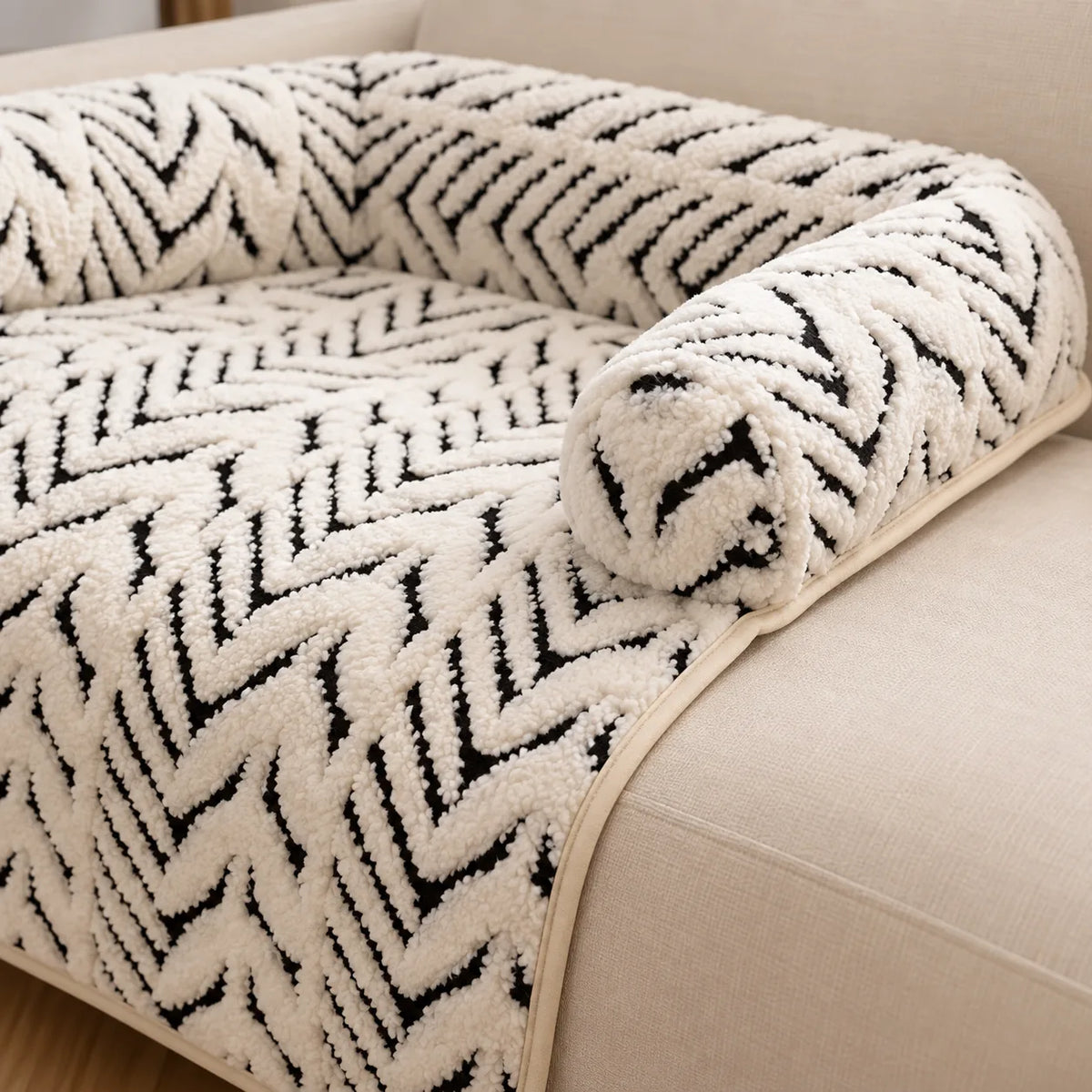 Detail des Sofaschutzes mit Liegeplatz Favn