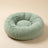 Donut-Katzenbett Dun in Khaki im Wohnraum